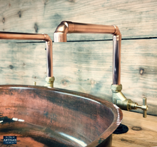 Laden Sie das Bild in den Galerie-Viewer, Pair Of Copper Faucet Taps - Fixed Spout