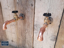 Charger l&#39;image dans la galerie, Outdoor / Indoor Pair Of Copper Pipe Wall Mounted Faucet Taps - Miss Artisan