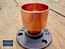 Laden Sie das Bild in den Galerie-Viewer, 42mm Copper Pipe Flange - Miss Artisan