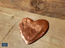 Charger l&#39;image dans la galerie, Hand Cast Heavy Pure Copper Hearts