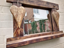 Laden Sie das Bild in den Galerie-Viewer, Reclaimed Solid Wood Love Heart Mirror With Shelf - Style 7 - Miss Artisan