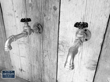 Laden Sie das Bild in den Galerie-Viewer, Outdoor / Indoor Pair Of Copper Pipe Wall Mounted Faucet Taps - Miss Artisan