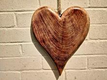 Laden Sie das Bild in den Galerie-Viewer, Extra Large Solid Wood Heart - Miss Artisan
