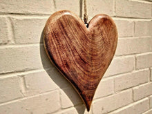 Laden Sie das Bild in den Galerie-Viewer, Extra Large Solid Wood Heart - Miss Artisan