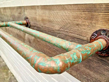 Laden Sie das Bild in den Galerie-Viewer, Rusty Old Double Copper Towel Rail - Miss Artisan